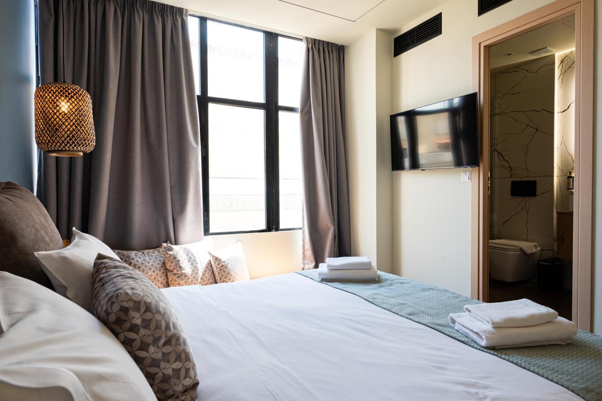 Ciel Living Athens Hotel Bagian luar foto